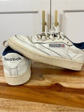 Reebok Big Kids classic Club C 85 Vintage in chalk/vector navy